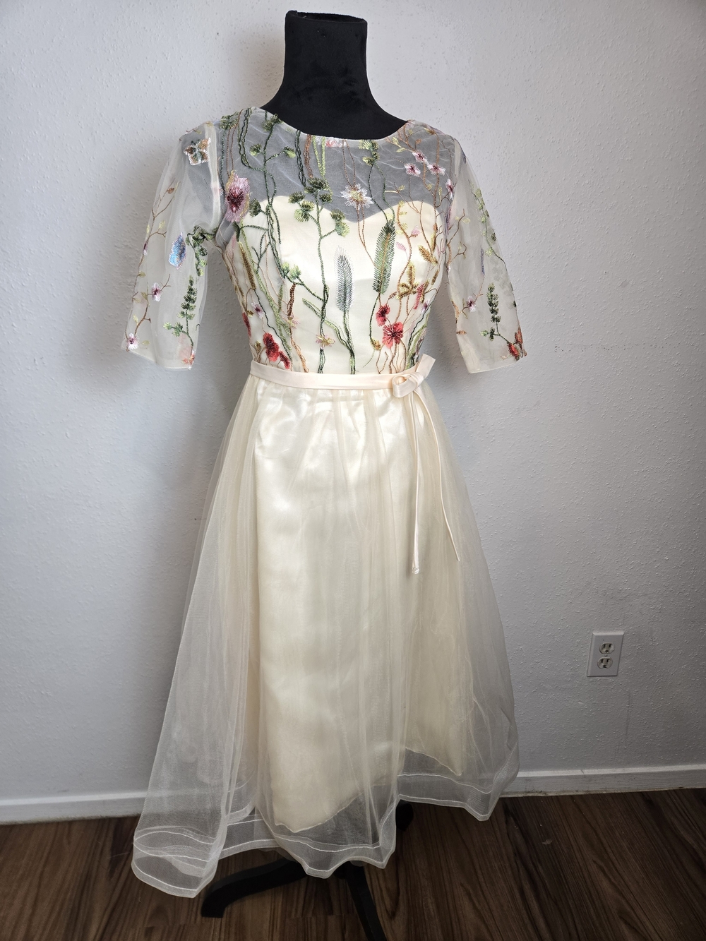 Ivory Floral Embroidered Tulle Dress Party Xsmall